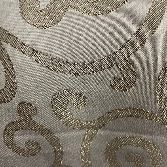 PRICE DROP! Elegant Gold Filigree Table Runners - Set of 2 - Picture 7 of 10